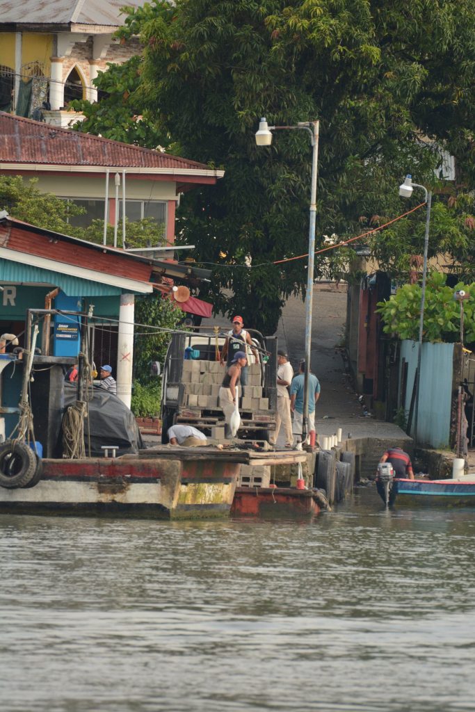 Livingston Guatemala Gone World   DSC 5535 683x1024 